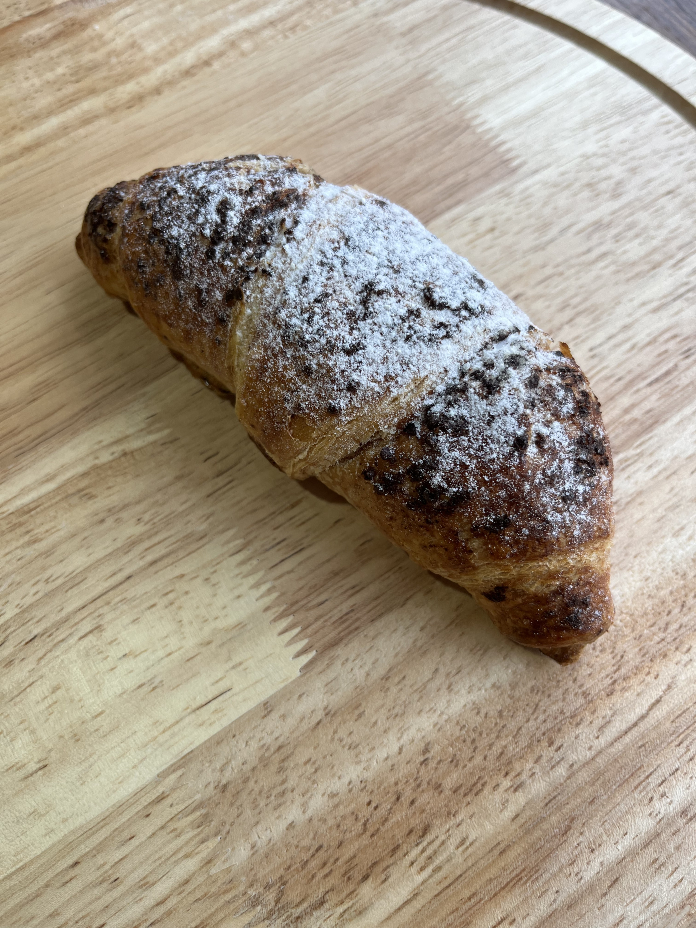 Круассан с шоколадом